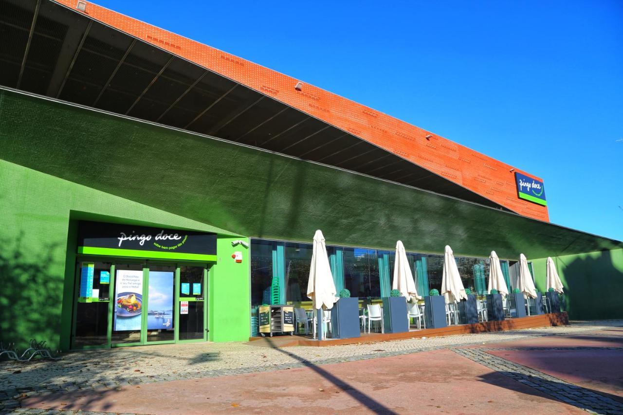 Bom Dia Parque Nacoes Lisboa W Apartment Luaran gambar
