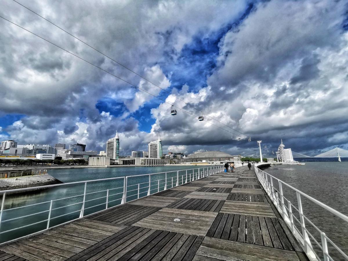 Bom Dia Parque Nacoes Lisboa W Apartment Luaran gambar